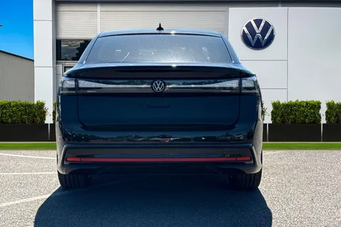  Volkswagen Id.7 Pro S 86kWh Match Plus Fastback Auto 5dr Thumbnail #5