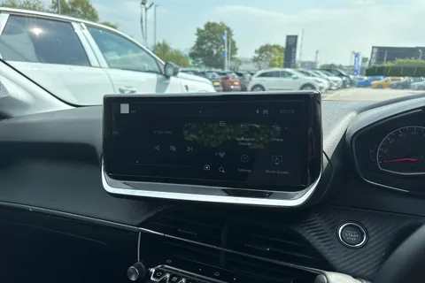 31 of 45 for PEUGEOT 208 1.2 PureTech Style Euro 6 (s/s) 5dr