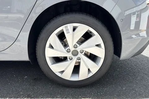 Volkswagen Golf 1.5 eTSI MHEV Match DSG Euro 6 (s/s) 5dr Thumbnail #11