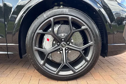  Audi RS Q8 4.0 TFSI V8 Performance Carbon Vorsprung Tiptronic quattro Euro 6 (s/s) 5dr Thumbnail #10