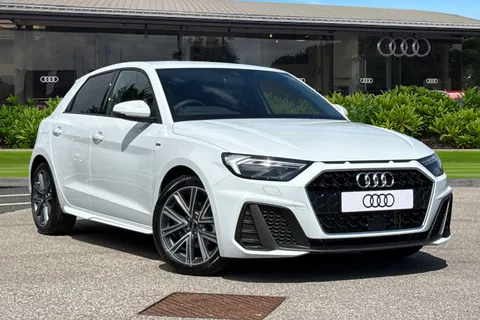 Audi A1 1.0 TFSI 30 S line Sportback Euro 6 (s/s) 5dr Thumbnail #2