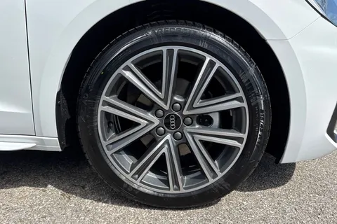 Audi A1 1.0 TFSI 30 S line Sportback Euro 6 (s/s) 5dr Thumbnail #10