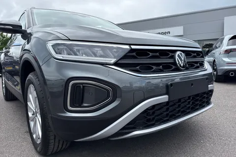 Volkswagen T-Roc 1.5 TSI Match DSG Euro 6 (s/s) 5dr Thumbnail #9