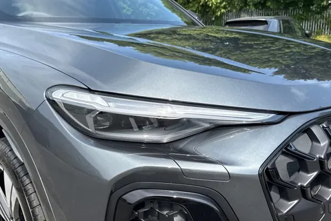 Audi Q5 2.0 TDI Edition 1 S Tronic quattro Euro 6 (s/s) 5dr Thumbnail #9