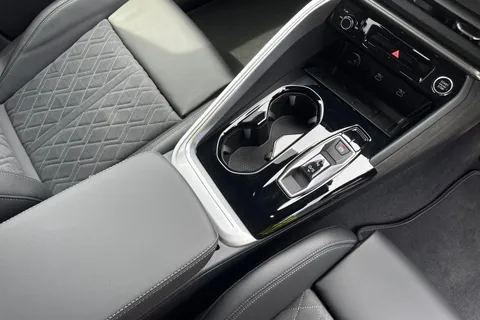 Audi Q5 2.0 TDI Edition 1 S Tronic quattro Euro 6 (s/s) 5dr Thumbnail #23