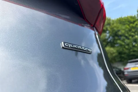 Audi Q5 2.0 TDI Edition 1 S Tronic quattro Euro 6 (s/s) 5dr Thumbnail #39