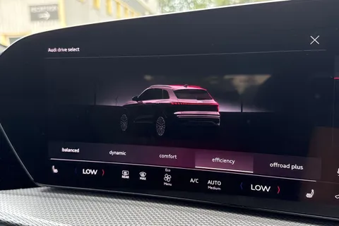 Audi Q5 2.0 TDI Edition 1 S Tronic quattro Euro 6 (s/s) 5dr Thumbnail #60