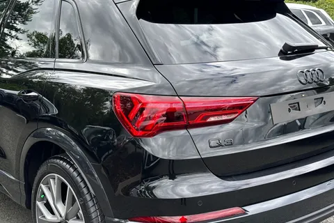  Audi Q3 1.5 TFSI CoD 35 Black Edition S Tronic Euro 6 (s/s) 5dr Thumbnail #8