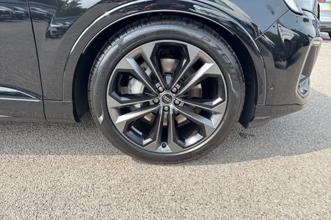  Audi Q7 3.0 TDI V6 50 Black Edition Tiptronic quattro Euro 6 (s/s) 5dr Thumbnail #10