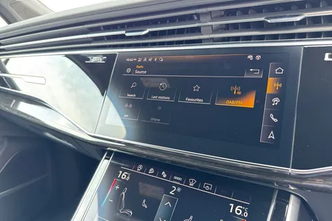  Audi Q7 3.0 TDI V6 50 Black Edition Tiptronic quattro Euro 6 (s/s) 5dr Thumbnail #38