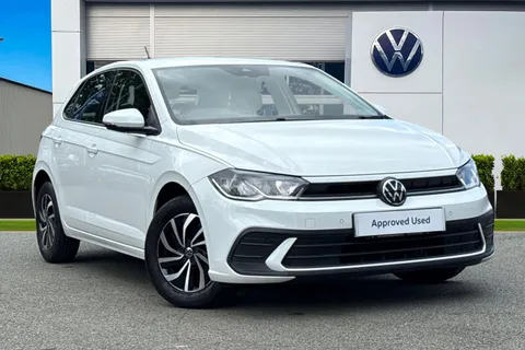 Volkswagen Polo MK6 Facelift (2021) 1.0 TSI 95PS Life | Parking Sensors