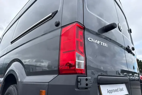 DE24WSZ Volkswagen Crafter 2.0 TDI 140PS Commerce Plus High Roof Van Thumbnail #8