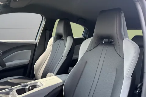  BYD Dolphin Surf 43.2kWh Boost Auto 5dr Thumbnail #11