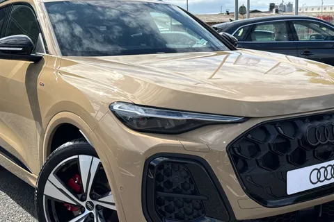  Audi Q5 2.0 TDI Edition 1 S Tronic quattro Euro 6 (s/s) 5dr Thumbnail #9