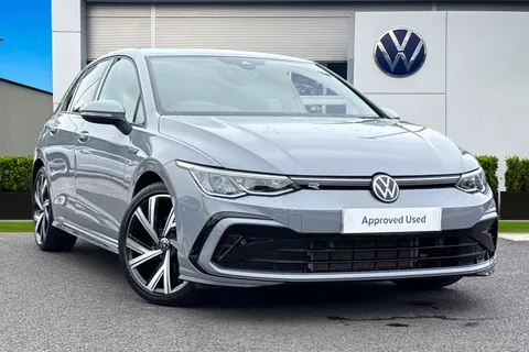 Volkswagen Golf MK8 Hatchback 5Dr 1.5 eTSI 150 R-Line EVO DSG **18' BERGAMO ALLOYS**