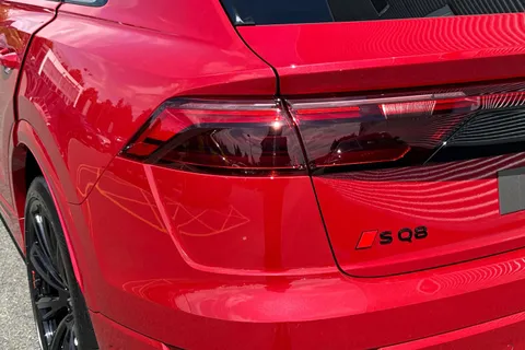 Audi SQ8 4.0 TFSI V8 Black Edition Tiptronic quattro Euro 6 (s/s) 5dr Thumbnail #8