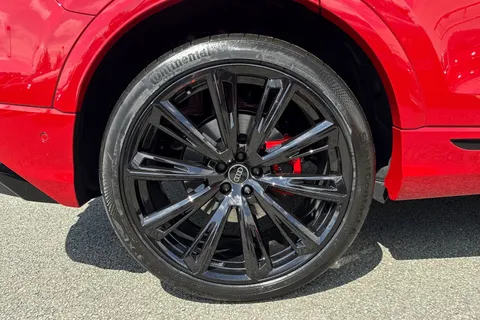 Audi SQ8 4.0 TFSI V8 Black Edition Tiptronic quattro Euro 6 (s/s) 5dr Thumbnail #11