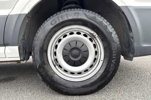 DE74CFZ Volkswagen Crafter 2.0 TDI 140PS Commerce Plus High Roof Van Thumbnail #10