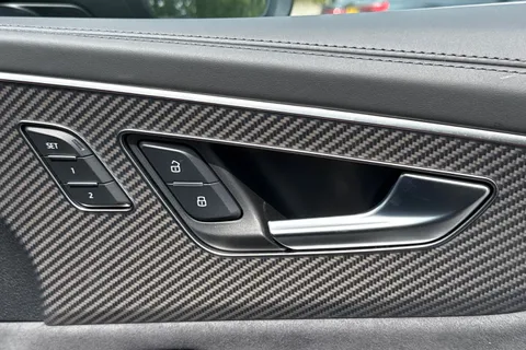  Audi RS Q8 4.0 TFSI V8 Performance Carbon Black Tiptronic quattro Euro 6 (s/s) 5dr Thumbnail #21