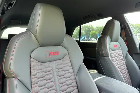  Audi RS Q8 4.0 TFSI V8 Performance Carbon Black Tiptronic quattro Euro 6 (s/s) 5dr Thumbnail #24