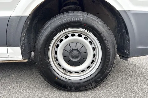 DG74EVF Volkswagen Crafter 2.0 TDI 140PS Commerce Plus High Roof Van Thumbnail #10