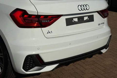 Audi A1 1.0 TFSI 30 S line Sportback Euro 6 (s/s) 5dr Thumbnail #8