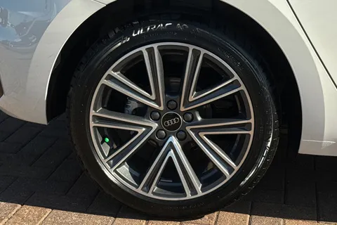 Audi A1 1.0 TFSI 30 S line Sportback Euro 6 (s/s) 5dr Thumbnail #11