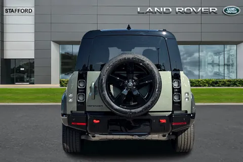  Land Rover Defender 110 2.0 P300e 15.4kWh X SUV 5dr Petrol Plug-in Hybrid Auto 4WD Euro 6 (s/s) (300 ps) Thumbnail #7