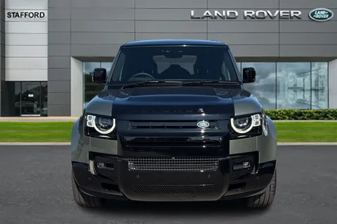 Land Rover Defender 110 2.0 P300e 15.4kWh X SUV 5dr Petrol Plug-in Hybrid Auto 4WD Euro 6 (s/s) (300 ps) Thumbnail #8