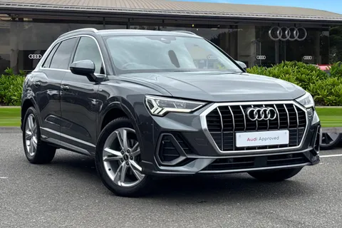 Audi Q3 S line 35 TFSI 150 PS S tronic