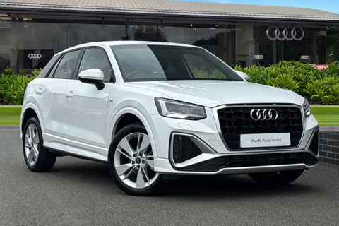 Audi Q2 S line 35 TFSI  150 PS S tronic