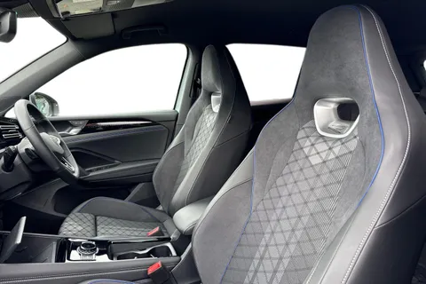 YO24VUW Volkswagen Tiguan 1.5 eTSI (150ps) R-Line DSG ⭐Space and weight saving spare wheel⭐ Thumbnail #12