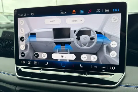 YO24VUW Volkswagen Tiguan 1.5 eTSI (150ps) R-Line DSG ⭐Space and weight saving spare wheel⭐ Thumbnail #20