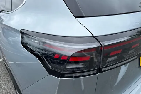 YO24VUW Volkswagen Tiguan 1.5 eTSI (150ps) R-Line DSG ⭐Space and weight saving spare wheel⭐ Thumbnail #26