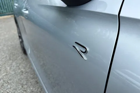 YO24VUW Volkswagen Tiguan 1.5 eTSI (150ps) R-Line DSG ⭐Space and weight saving spare wheel⭐ Thumbnail #32