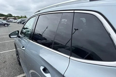 YO24VUW Volkswagen Tiguan 1.5 eTSI (150ps) R-Line DSG ⭐Space and weight saving spare wheel⭐ Thumbnail #36