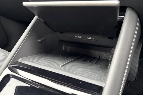 YO24VUW Volkswagen Tiguan 1.5 eTSI (150ps) R-Line DSG ⭐Space and weight saving spare wheel⭐ Thumbnail #43