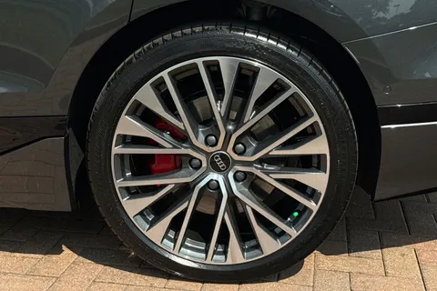  Audi A6 E-Tron Avant 100kWh Edition 1 Auto quattro 5dr Thumbnail #13