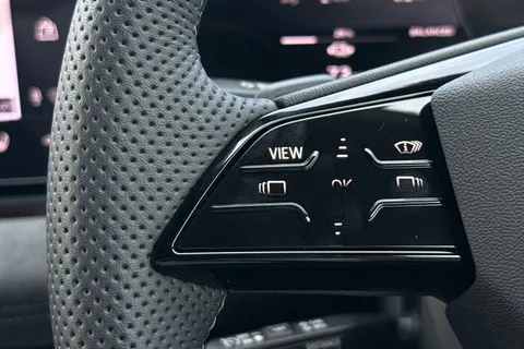  Audi A6 E-Tron Avant 100kWh Edition 1 Auto quattro 5dr Thumbnail #33