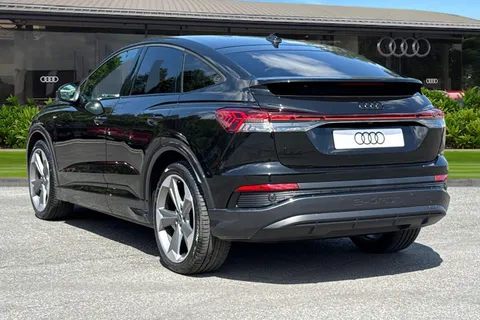  Audi Q4 e-tron 45 Black Edition Sportback 5dr Electric Auto 82kWh (286 ps) Thumbnail #3