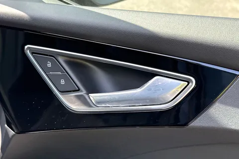  Audi Q4 e-tron 45 Black Edition Sportback 5dr Electric Auto 82kWh (286 ps) Thumbnail #21