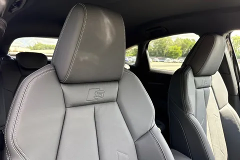  Audi Q4 e-tron 45 Black Edition Sportback 5dr Electric Auto 82kWh (286 ps) Thumbnail #24