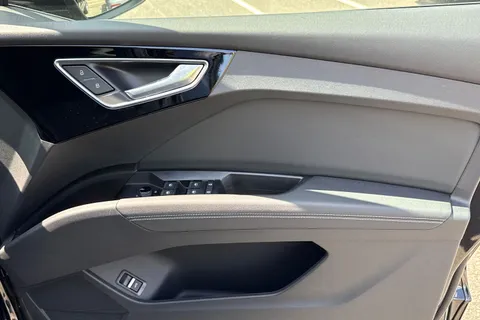  Audi Q4 e-tron 45 Black Edition Sportback 5dr Electric Auto 82kWh (286 ps) Thumbnail #28