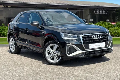 Audi Q2 S line 35 TFSI 150 PS S tronic