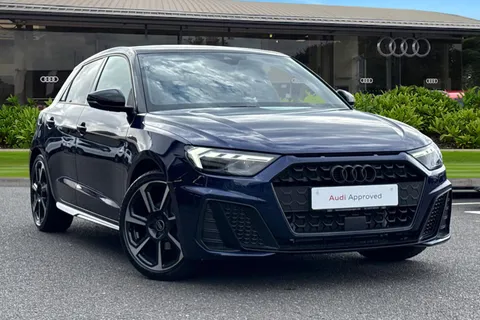 Audi A1 Black Edition 35 TFSI  150 PS S tronic