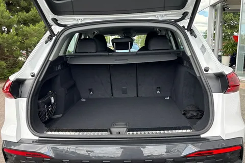 Audi Q5 2.0 TDI Sport S Tronic quattro Euro 6 (s/s) 5dr Thumbnail #7