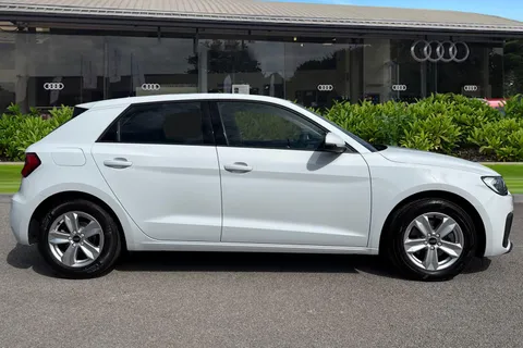 PF72OOU Audi A1 Technik 30 TFSI 110 PS 6-speed Thumbnail #4