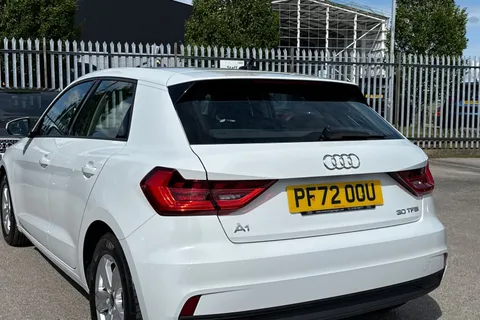 PF72OOU Audi A1 Technik 30 TFSI 110 PS 6-speed Thumbnail #8