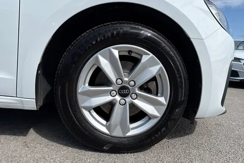 PF72OOU Audi A1 Technik 30 TFSI 110 PS 6-speed Thumbnail #10