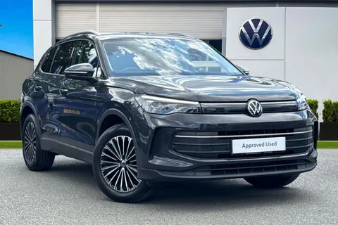 Volkswagen Tiguan 1.5 eTSI (150ps) Match DSG | Rear View Camera | Electric Tailgate